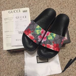 Gucci Women’s Slide Floral Bloom Pursuit EUR 38